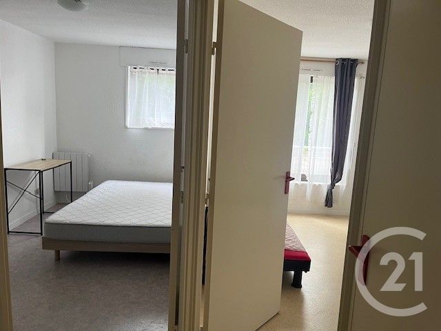Appartement à louer - 2 pièces - 28.0 m2 - LA ROCHE SUR YON - 85 - PAYS-DE-LOIRE - Century 21 Accort'Immo