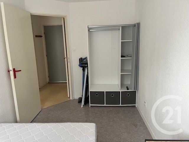 Appartement à louer - 2 pièces - 28.0 m2 - LA ROCHE SUR YON - 85 - PAYS-DE-LOIRE - Century 21 Accort'Immo