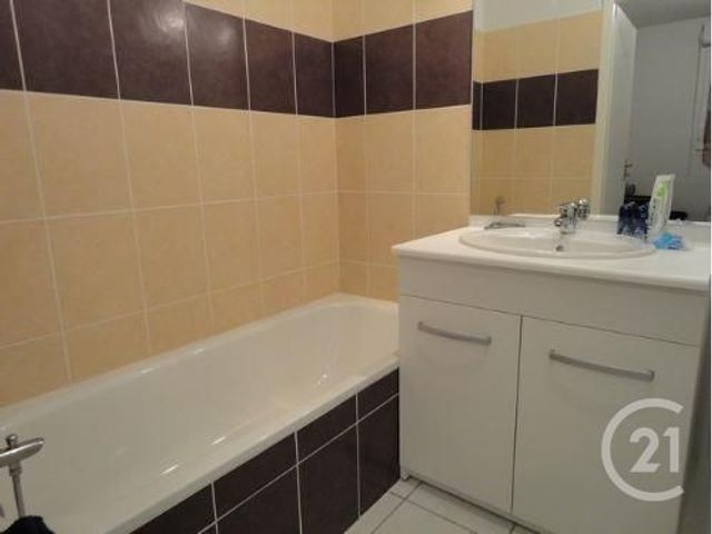Appartement F2 à louer - 2 pièces - 36.14 m2 - LA ROCHE SUR YON - 85 - PAYS-DE-LOIRE - Century 21 Accort'Immo