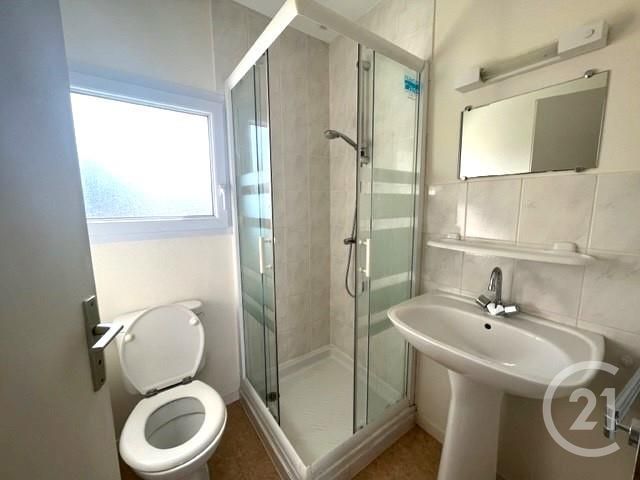 Appartement à louer - 2 pièces - 36.0 m2 - LA ROCHE SUR YON - 85 - PAYS-DE-LOIRE - Century 21 Accort'Immo