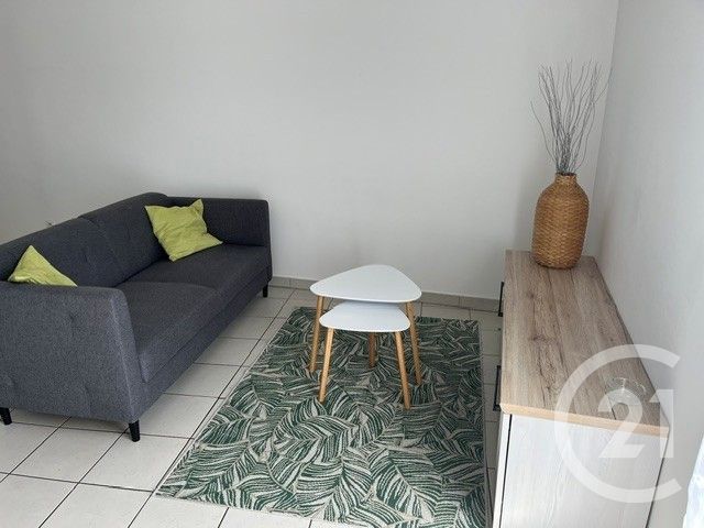Appartement F1 à louer - 2 pièces - 47.0 m2 - LA ROCHE SUR YON - 85 - PAYS-DE-LOIRE - Century 21 Accort'Immo