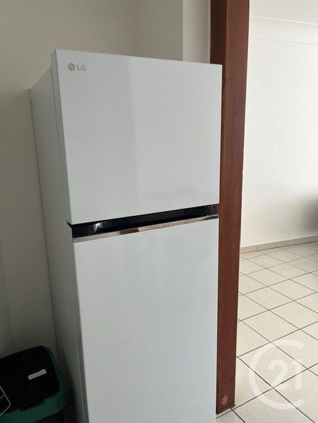 Appartement F1 à louer - 2 pièces - 47.0 m2 - LA ROCHE SUR YON - 85 - PAYS-DE-LOIRE - Century 21 Accort'Immo