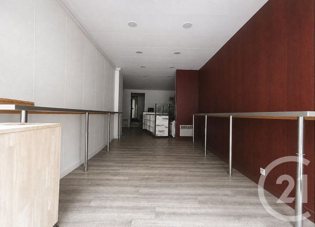 maison à vendre - 7 pièces - 90.0 m2 - LA ROCHE SUR YON - 85 - PAYS-DE-LOIRE - Century 21 Accort'Immo