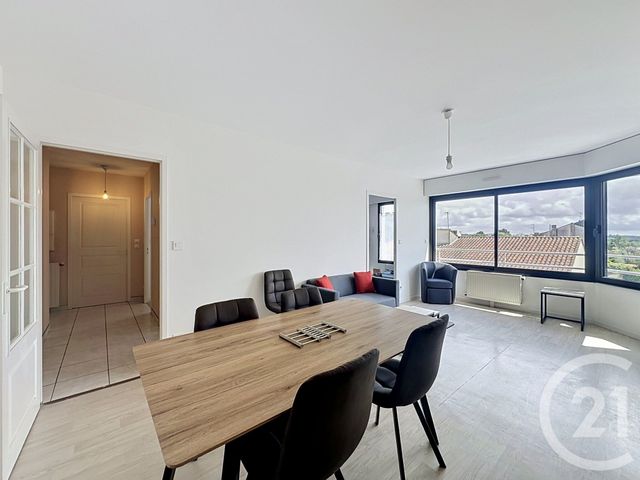 Appartement F2 à louer - 2 pièces - 52.93 m2 - LA ROCHE SUR YON - 85 - PAYS-DE-LOIRE - Century 21 Accort'Immo
