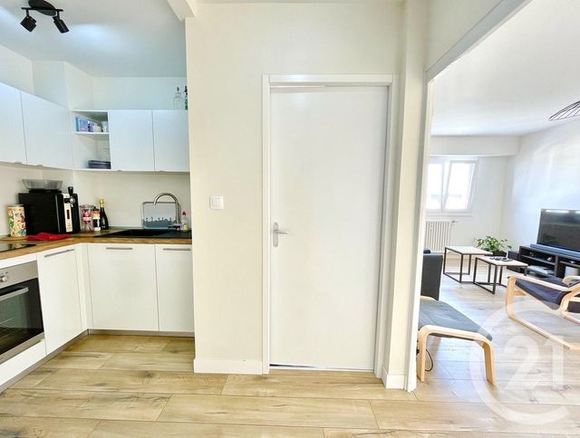 Appartement F3 à vendre - 3 pièces - 53.01 m2 - LA ROCHE SUR YON - 85 - PAYS-DE-LOIRE - Century 21 Accort'Immo