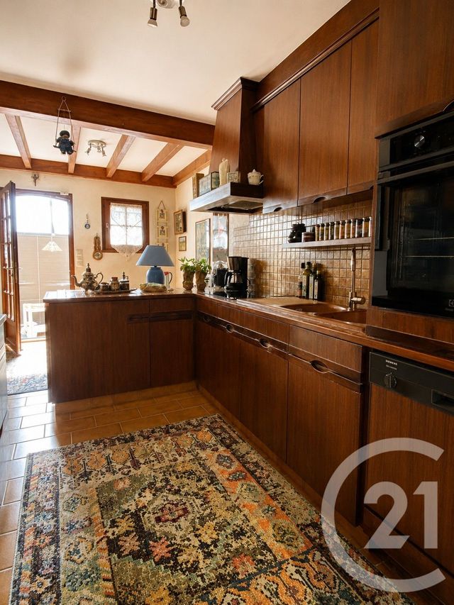 maison à vendre - 6 pièces - 158.21 m2 - LA ROCHE SUR YON - 85 - PAYS-DE-LOIRE - Century 21 Accort'Immo