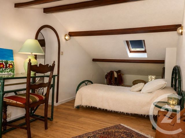 maison à vendre - 6 pièces - 158.21 m2 - LA ROCHE SUR YON - 85 - PAYS-DE-LOIRE - Century 21 Accort'Immo