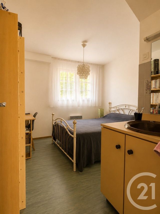 maison à vendre - 6 pièces - 158.21 m2 - LA ROCHE SUR YON - 85 - PAYS-DE-LOIRE - Century 21 Accort'Immo