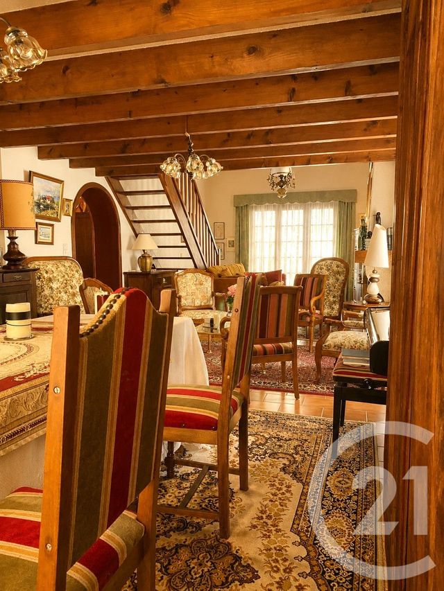 maison à vendre - 6 pièces - 158.21 m2 - LA ROCHE SUR YON - 85 - PAYS-DE-LOIRE - Century 21 Accort'Immo
