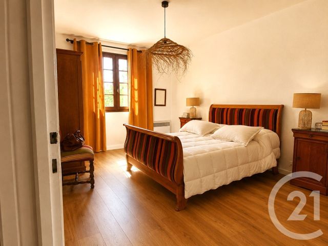 maison à vendre - 6 pièces - 158.21 m2 - LA ROCHE SUR YON - 85 - PAYS-DE-LOIRE - Century 21 Accort'Immo