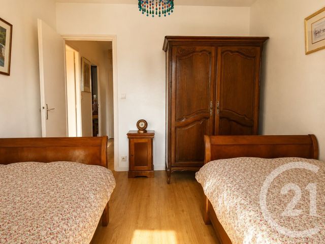 maison à vendre - 6 pièces - 158.21 m2 - LA ROCHE SUR YON - 85 - PAYS-DE-LOIRE - Century 21 Accort'Immo