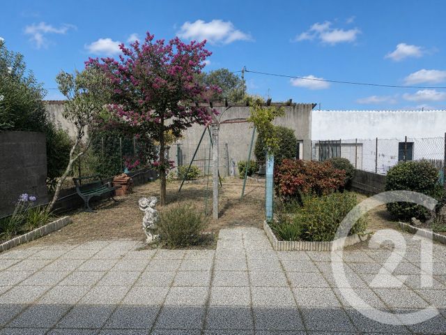 maison à vendre - 6 pièces - 119.0 m2 - LA ROCHE SUR YON - 85 - PAYS-DE-LOIRE - Century 21 Accort'Immo