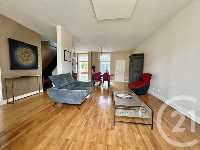 maison à vendre - 5 pièces - 129.0 m2 - LA ROCHE SUR YON - 85 - PAYS-DE-LOIRE - Century 21 Accort'Immo