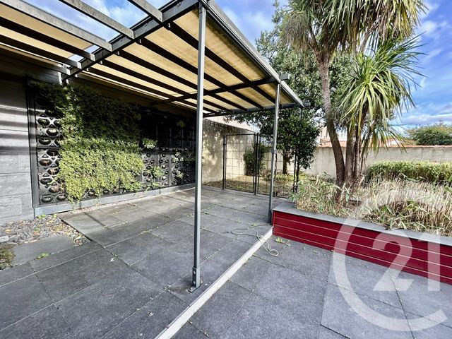 maison à vendre - 5 pièces - 129.0 m2 - LA ROCHE SUR YON - 85 - PAYS-DE-LOIRE - Century 21 Accort'Immo