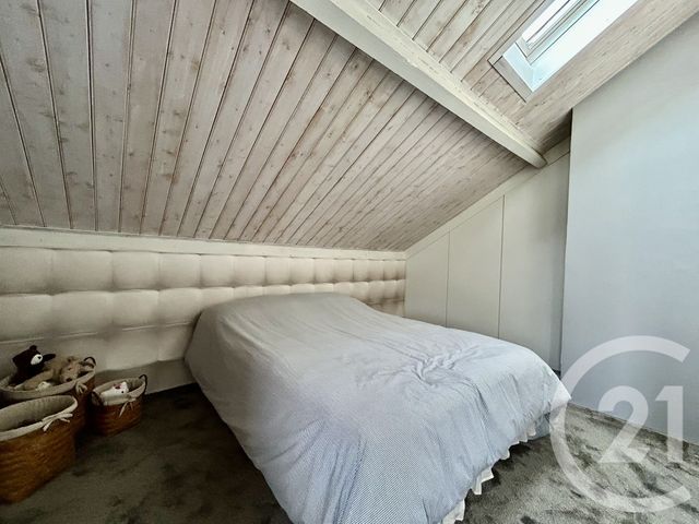 maison à vendre - 5 pièces - 129.0 m2 - LA ROCHE SUR YON - 85 - PAYS-DE-LOIRE - Century 21 Accort'Immo
