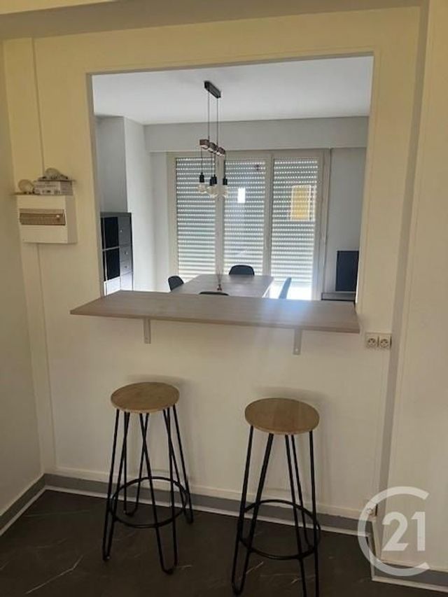 Appartement F3 à louer - 3 pièces - 66.74 m2 - LA ROCHE SUR YON - 85 - PAYS-DE-LOIRE - Century 21 Accort'Immo
