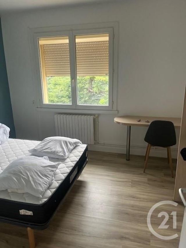Appartement F3 à louer - 3 pièces - 66.74 m2 - LA ROCHE SUR YON - 85 - PAYS-DE-LOIRE - Century 21 Accort'Immo