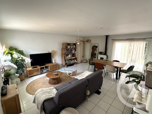 maison à louer - 4 pièces - 90.0 m2 - LA ROCHE SUR YON - 85 - PAYS-DE-LOIRE - Century 21 Accort'Immo