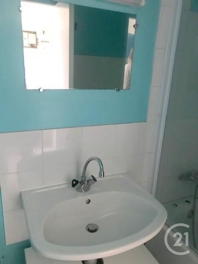 Appartement F1 à louer - 1 pièce - 32.3 m2 - LA ROCHE SUR YON - 85 - PAYS-DE-LOIRE - Century 21 Accort'Immo