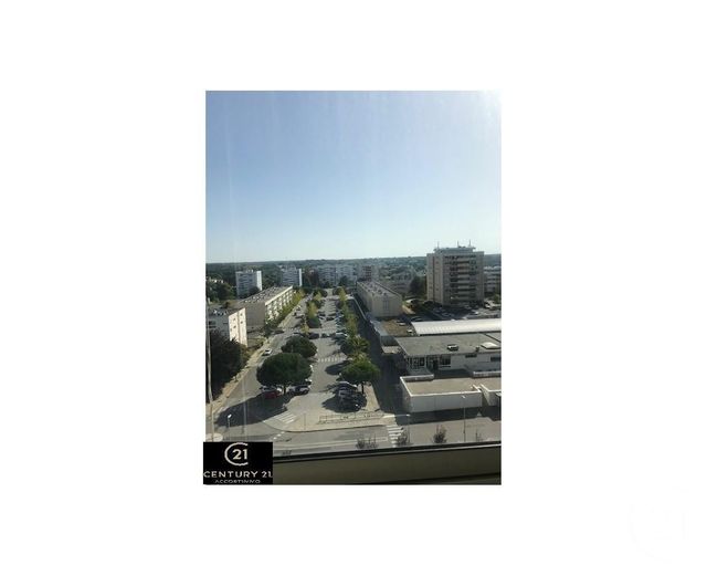 Appartement F1 à louer - 1 pièce - 32.3 m2 - LA ROCHE SUR YON - 85 - PAYS-DE-LOIRE - Century 21 Accort'Immo