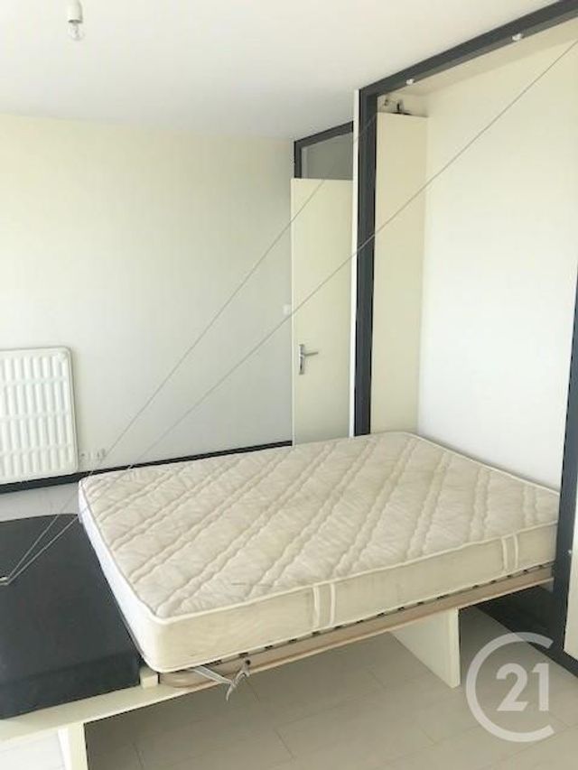 Appartement F1 à louer - 1 pièce - 32.3 m2 - LA ROCHE SUR YON - 85 - PAYS-DE-LOIRE - Century 21 Accort'Immo