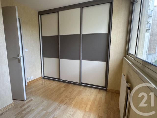 Appartement F3 bis à vendre - 4 pièces - 98.2 m2 - LA ROCHE SUR YON - 85 - PAYS-DE-LOIRE - Century 21 Accort'Immo
