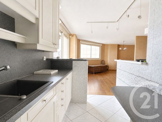 Appartement F3 bis à vendre - 4 pièces - 98.2 m2 - LA ROCHE SUR YON - 85 - PAYS-DE-LOIRE - Century 21 Accort'Immo