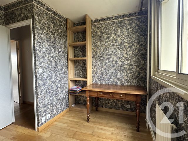 Appartement F3 bis à vendre - 4 pièces - 98.2 m2 - LA ROCHE SUR YON - 85 - PAYS-DE-LOIRE - Century 21 Accort'Immo