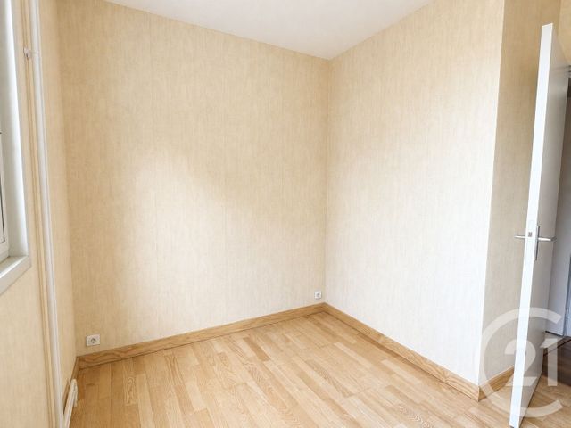 Appartement F3 bis à vendre - 4 pièces - 98.2 m2 - LA ROCHE SUR YON - 85 - PAYS-DE-LOIRE - Century 21 Accort'Immo