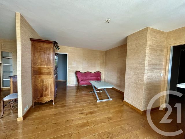 Appartement F3 bis à vendre - 4 pièces - 98.2 m2 - LA ROCHE SUR YON - 85 - PAYS-DE-LOIRE - Century 21 Accort'Immo