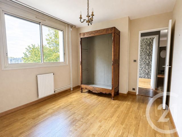 Appartement F3 bis à vendre - 4 pièces - 98.2 m2 - LA ROCHE SUR YON - 85 - PAYS-DE-LOIRE - Century 21 Accort'Immo