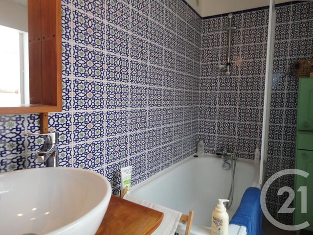 maison à louer - 3 pièces - 64.5 m2 - LA ROCHE SUR YON - 85 - PAYS-DE-LOIRE - Century 21 Accort'Immo