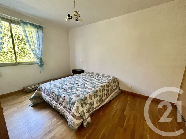maison à vendre - 5 pièces - 115.0 m2 - LA ROCHE SUR YON - 85 - PAYS-DE-LOIRE - Century 21 Accort'Immo