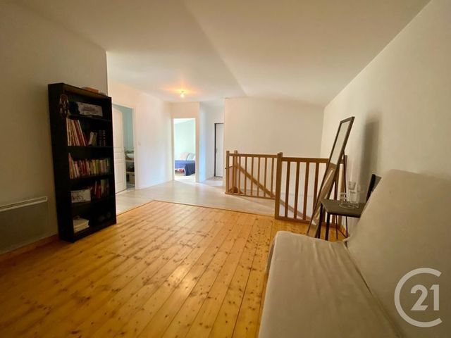 maison à louer - 5 pièces - 91.32 m2 - LA ROCHE SUR YON - 85 - PAYS-DE-LOIRE - Century 21 Accort'Immo