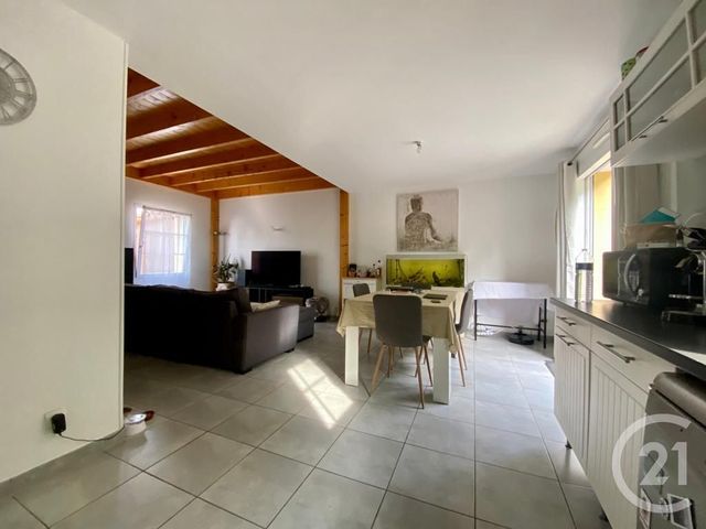 maison à louer - 5 pièces - 91.32 m2 - LA ROCHE SUR YON - 85 - PAYS-DE-LOIRE - Century 21 Accort'Immo