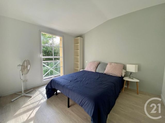maison à louer - 5 pièces - 91.32 m2 - LA ROCHE SUR YON - 85 - PAYS-DE-LOIRE - Century 21 Accort'Immo