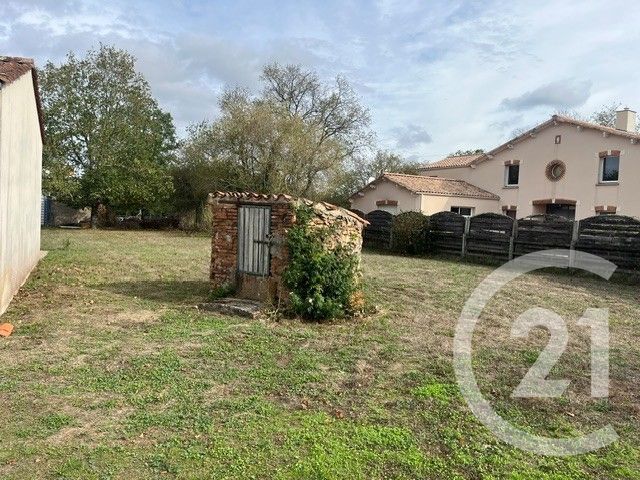 maison à louer - 5 pièces - 114.0 m2 - LA ROCHE SUR YON - 85 - PAYS-DE-LOIRE - Century 21 Accort'Immo