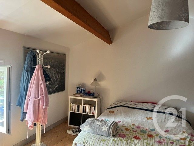 maison à louer - 5 pièces - 114.0 m2 - LA ROCHE SUR YON - 85 - PAYS-DE-LOIRE - Century 21 Accort'Immo