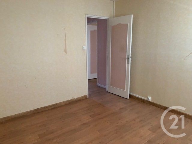 Appartement F3 à vendre - 3 pièces - 75.0 m2 - LA ROCHE SUR YON - 85 - PAYS-DE-LOIRE - Century 21 Accort'Immo
