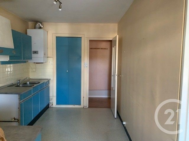 Appartement F3 à vendre - 3 pièces - 75.0 m2 - LA ROCHE SUR YON - 85 - PAYS-DE-LOIRE - Century 21 Accort'Immo