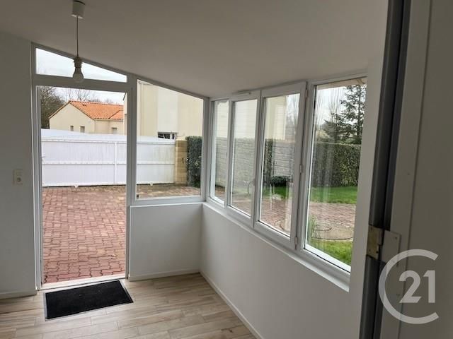 maison à louer - 4 pièces - 77.82 m2 - LA ROCHE SUR YON - 85 - PAYS-DE-LOIRE - Century 21 Accort'Immo