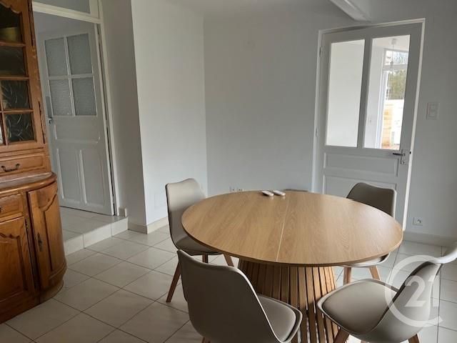 maison à louer - 4 pièces - 77.82 m2 - LA ROCHE SUR YON - 85 - PAYS-DE-LOIRE - Century 21 Accort'Immo
