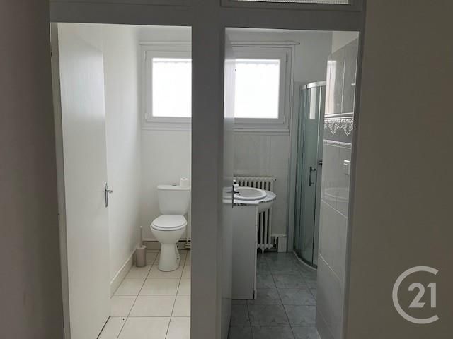 maison à louer - 4 pièces - 77.82 m2 - LA ROCHE SUR YON - 85 - PAYS-DE-LOIRE - Century 21 Accort'Immo