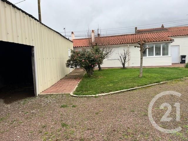 maison à louer - 4 pièces - 77.82 m2 - LA ROCHE SUR YON - 85 - PAYS-DE-LOIRE - Century 21 Accort'Immo