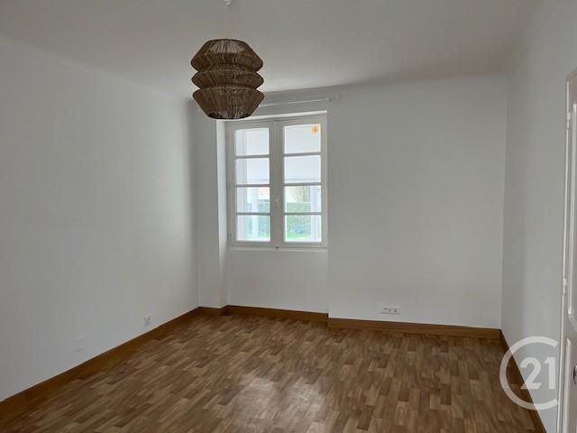 maison à louer - 4 pièces - 77.82 m2 - LA ROCHE SUR YON - 85 - PAYS-DE-LOIRE - Century 21 Accort'Immo