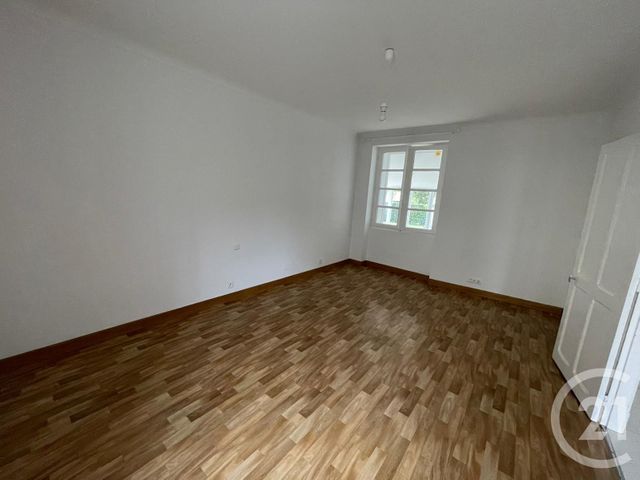 maison à louer - 4 pièces - 77.82 m2 - LA ROCHE SUR YON - 85 - PAYS-DE-LOIRE - Century 21 Accort'Immo