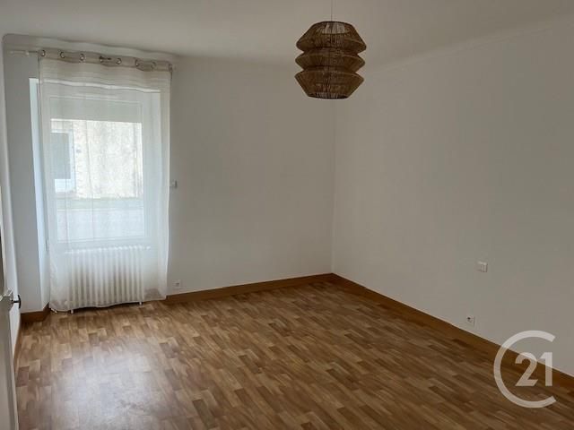 maison à louer - 4 pièces - 77.82 m2 - LA ROCHE SUR YON - 85 - PAYS-DE-LOIRE - Century 21 Accort'Immo